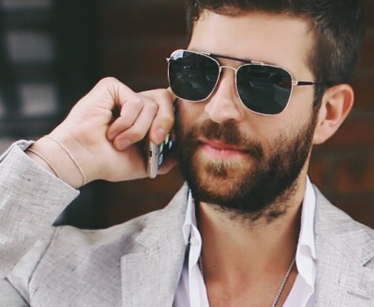 MEN’S EYEGLASSES STYLES & LMFW INSPIRATION